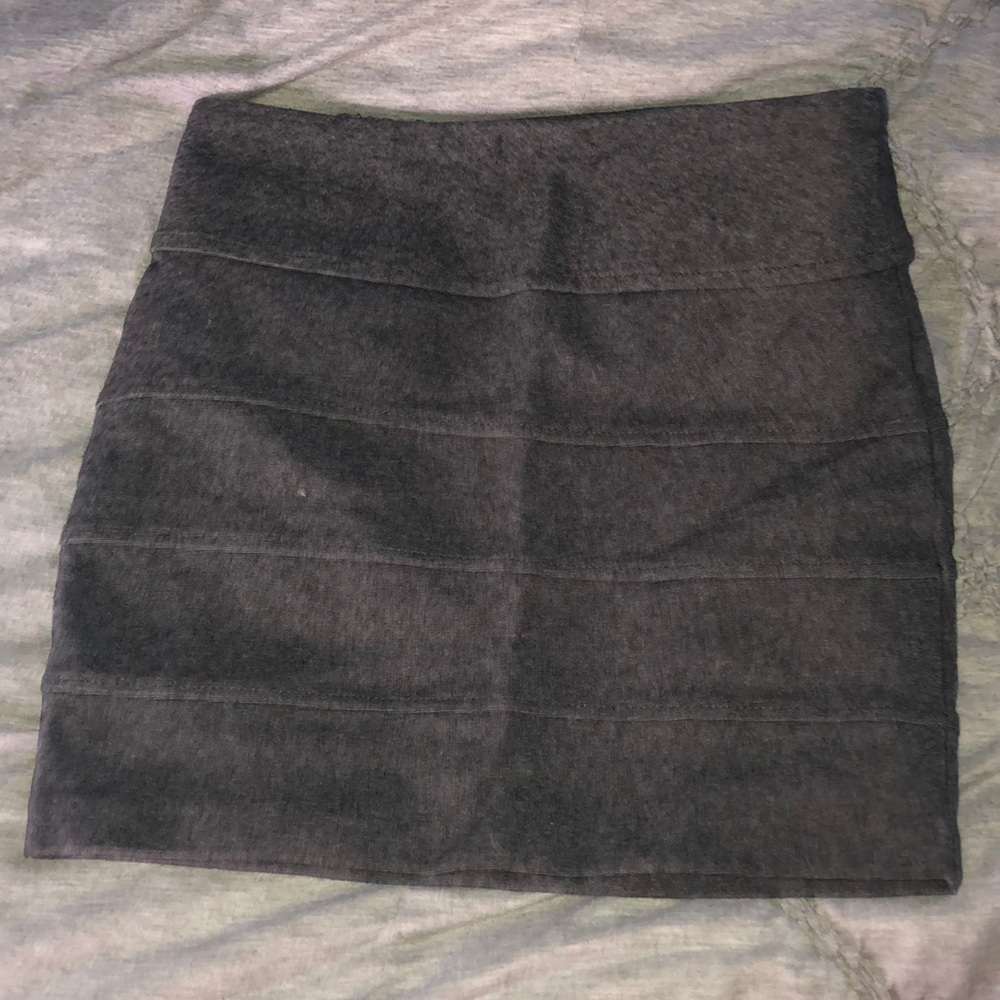 Gray pencil skirt